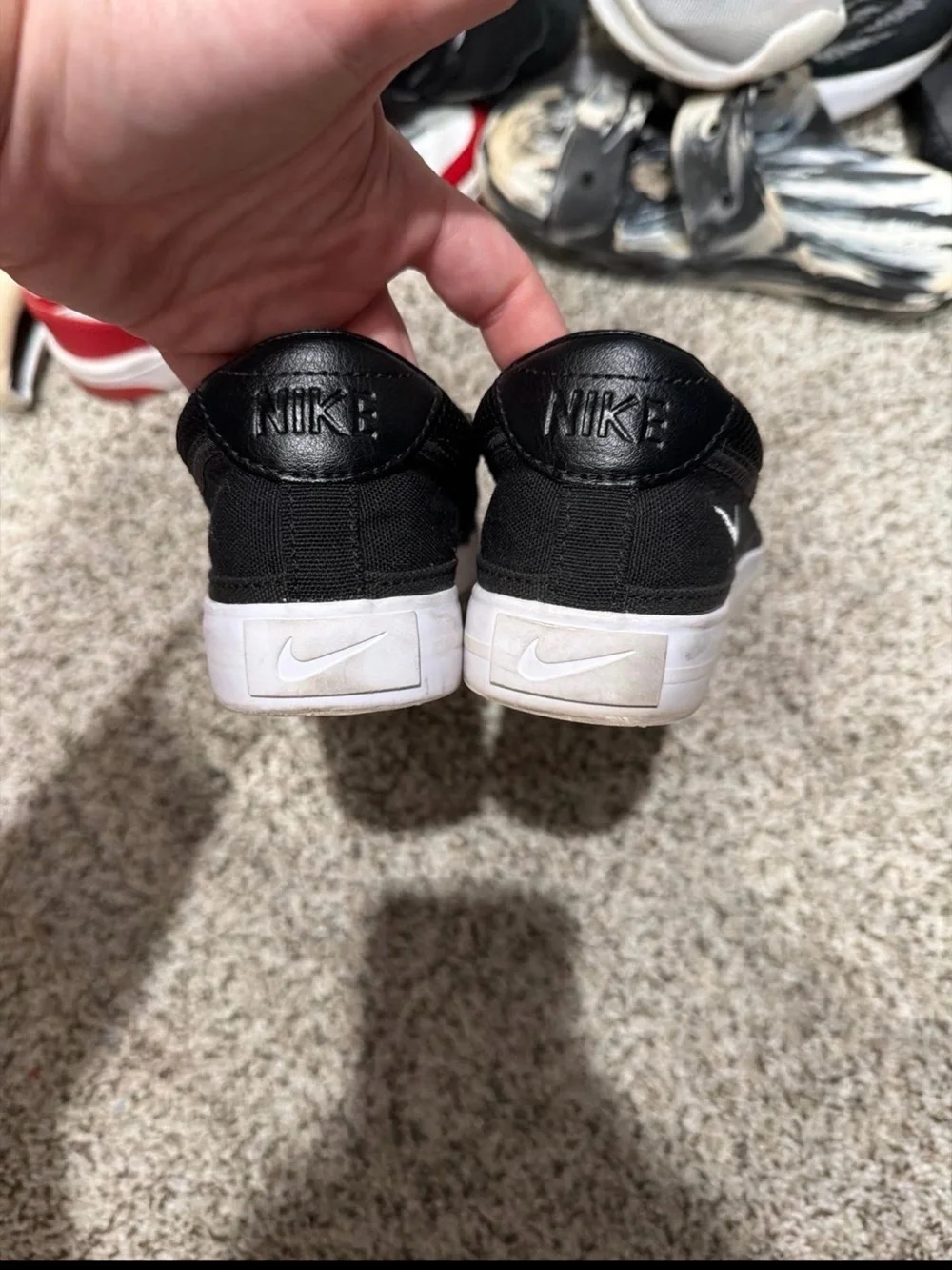 Nike Women Slip-On Canvas Shoes in Black